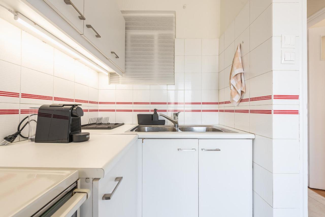 Cozy And Fresh Apt Close To Metro Atenas Exterior foto
